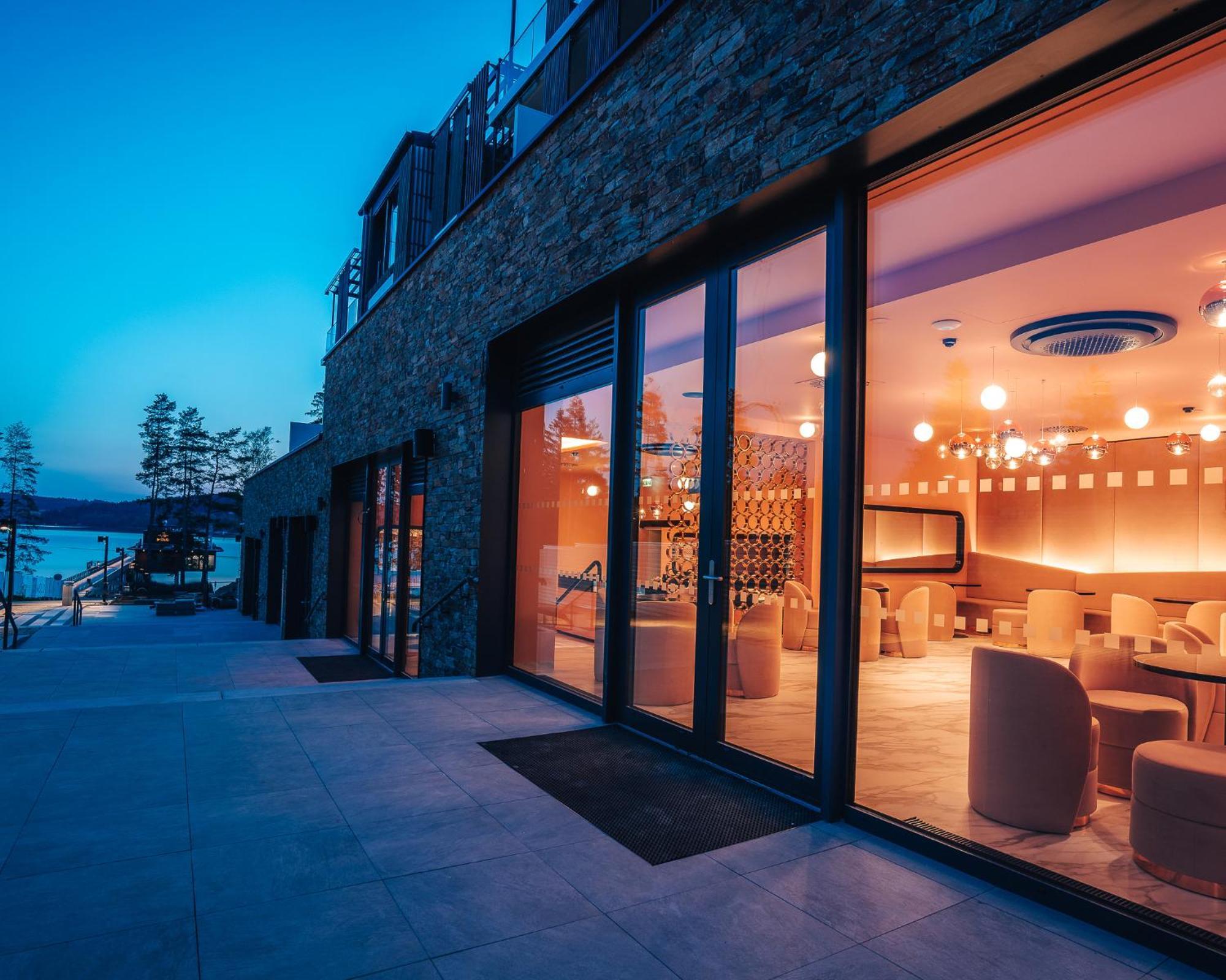 Molo Lipno Residence ลิปโนนัดเวิลตาวู ภายนอก รูปภาพ